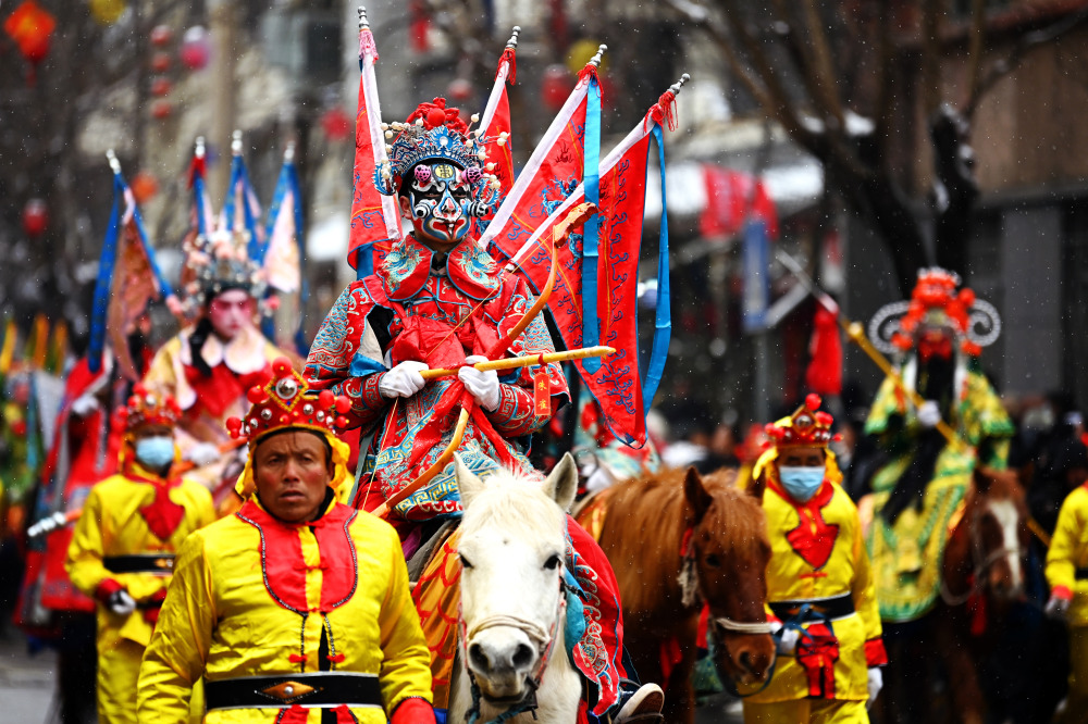 新春走基层|特写:社火耍出精气神