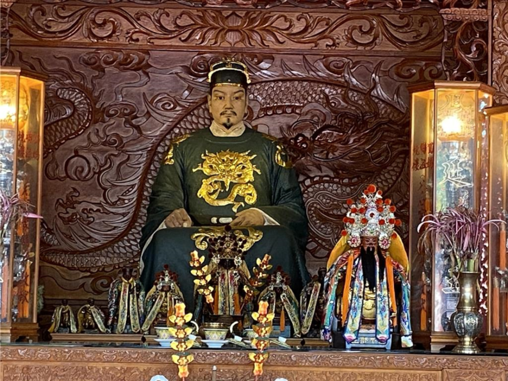 郑成功由秀才封王