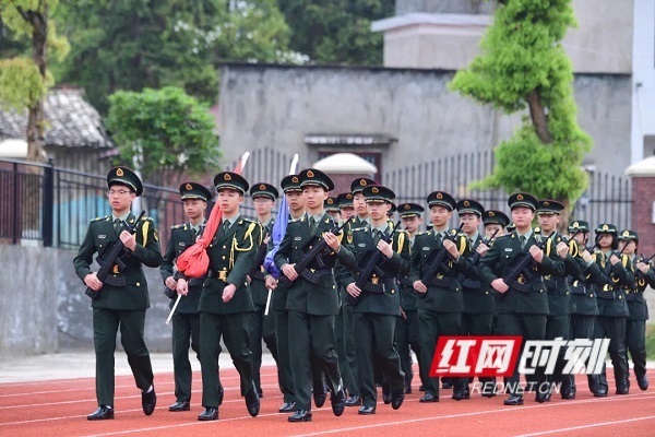 浏阳新弘学校图片