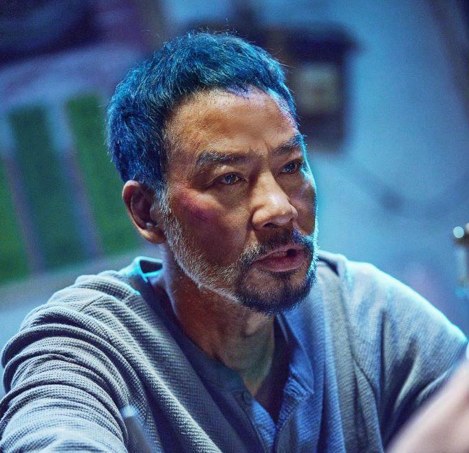 入行50年解锁新身份68岁任达华感觉仍然是少年专访