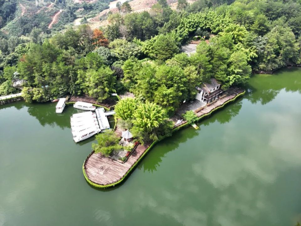 【最新】冠豸山精品旅游线路推荐_腾讯新闻