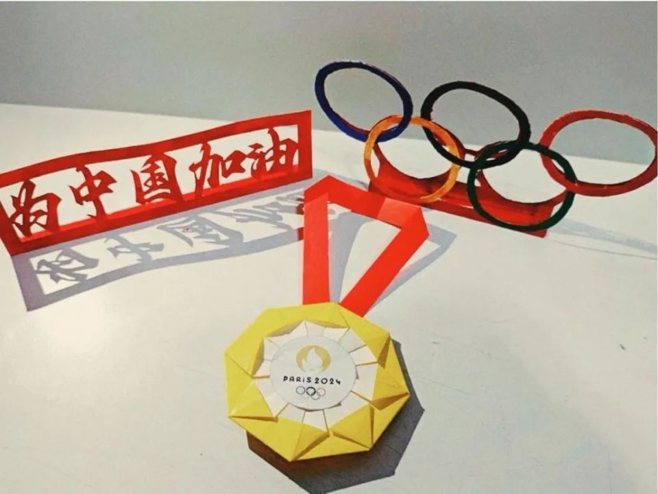 天二小学开展"天彩少年看奥运"系列活动
