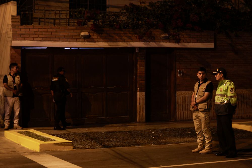 涉嫌非法敛财遭搜查住所 秘鲁总统拒绝辞职_腾讯新闻