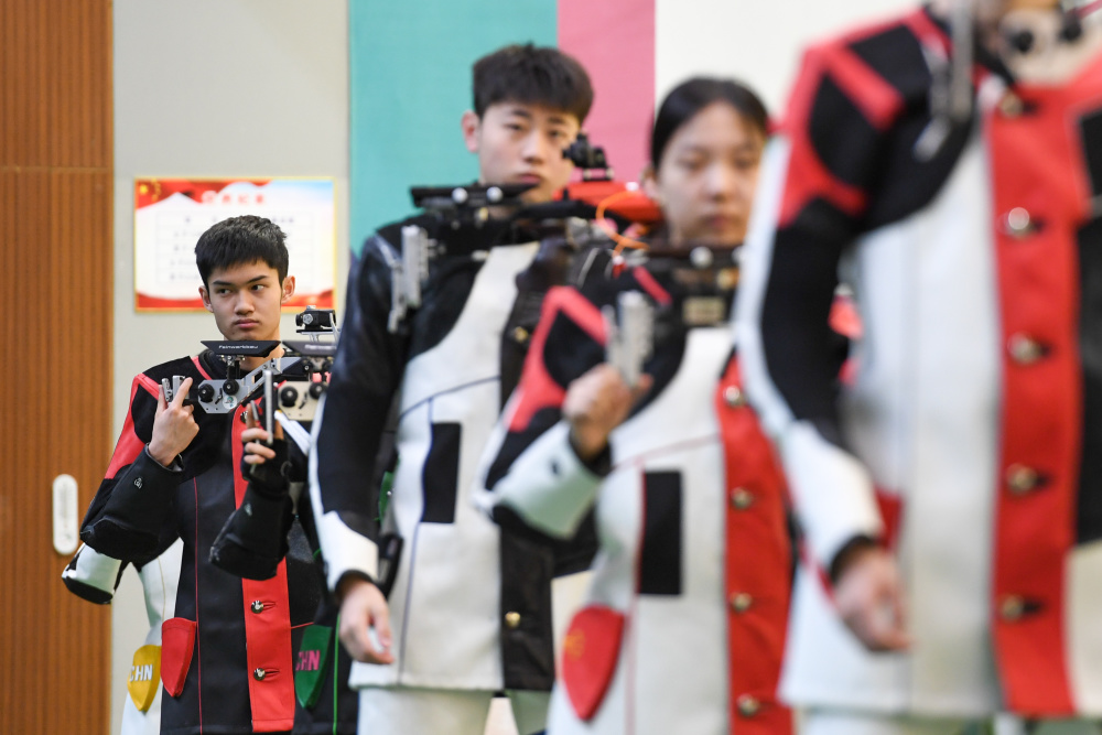 射击国家步手枪射击队举行联合训练