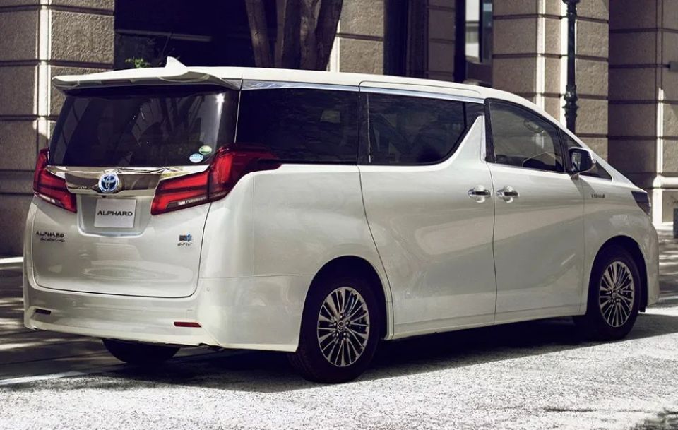 丰田埃尔法被曝在中国市场卖出"天价"