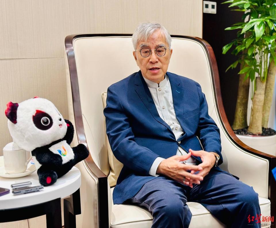 当日上午,大会主报告环节中,中国科学院院士苏国辉对运动如何促进中枢