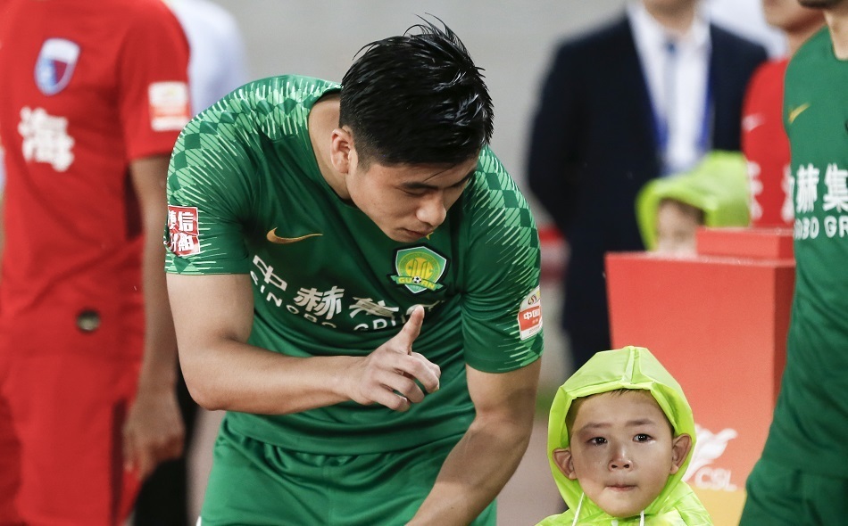 王霜落选中国足球年度大奖国安大将成热门武磊首遭滑铁卢