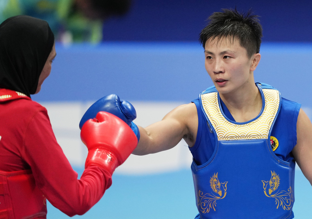 武术李玥瑶夺得散打女子52公斤级冠军2