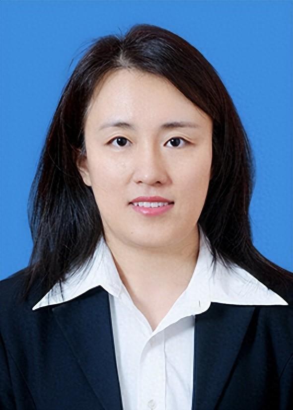 李海燕任石楼县委常委,宣传部部长