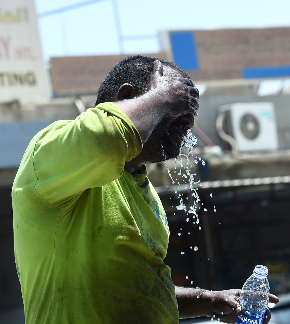 多地遭遇高温天气