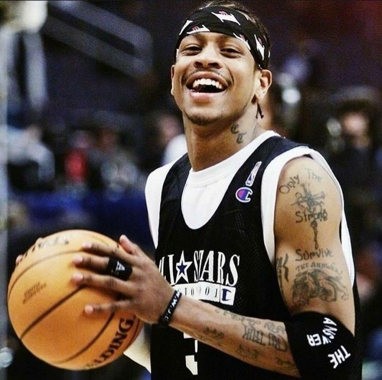 艾弗森晒旧照防守球员的噩梦哈哈哈