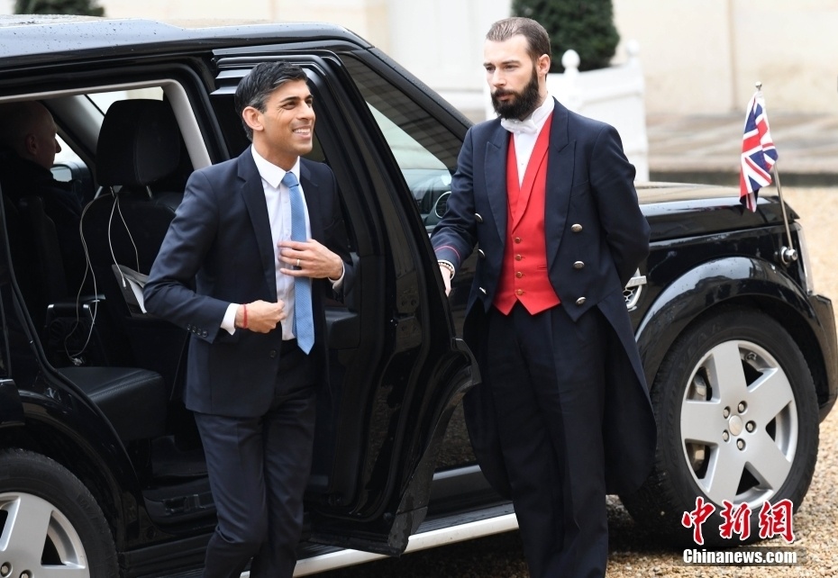 法国总统马克龙会见英国首相苏纳克