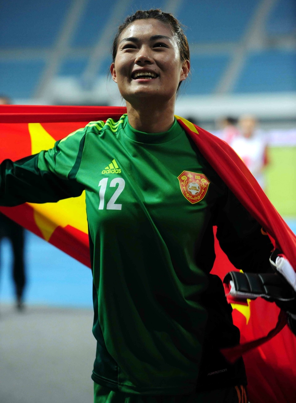 官方33岁前女足国门王飞宣布退役曾效力拜仁里昂