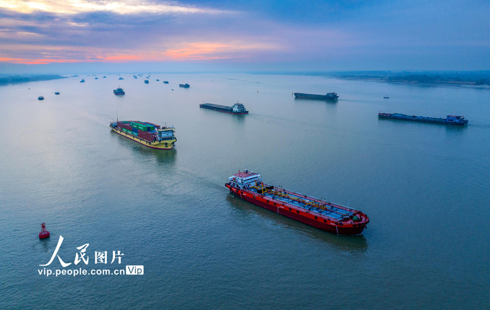 国产精品福利姬近期引发关注，社会各界展开热议，相关话题持续发酵，舆论焦点高度集中