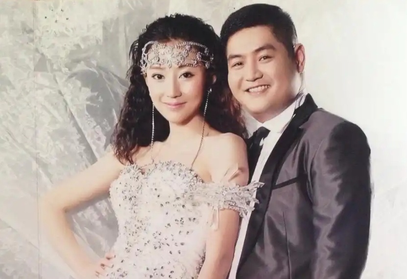 《鹊刀门传奇2》中惊鸿一瞥的女演员，马苏上榜，花魁是谁演的？_腾讯新闻