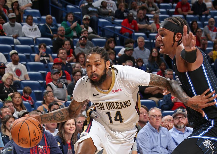 篮板排行_NBA现役篮板总数榜:仅两人过万一人力压中锋群领跑威少进前10(2)