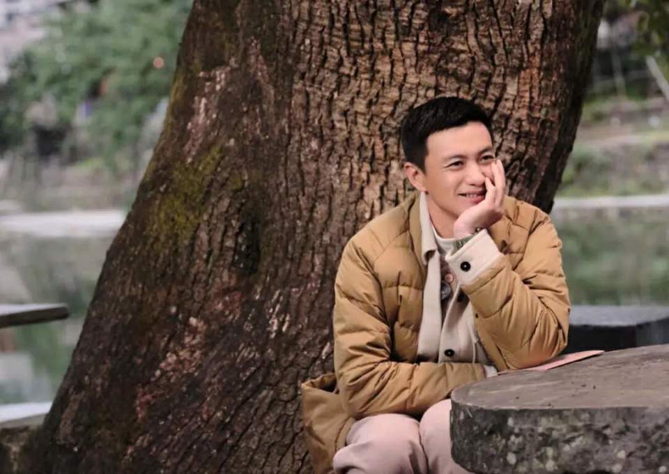 周一围的情感"双标"暴露人品,朱丹公开"小三":他更爱别人