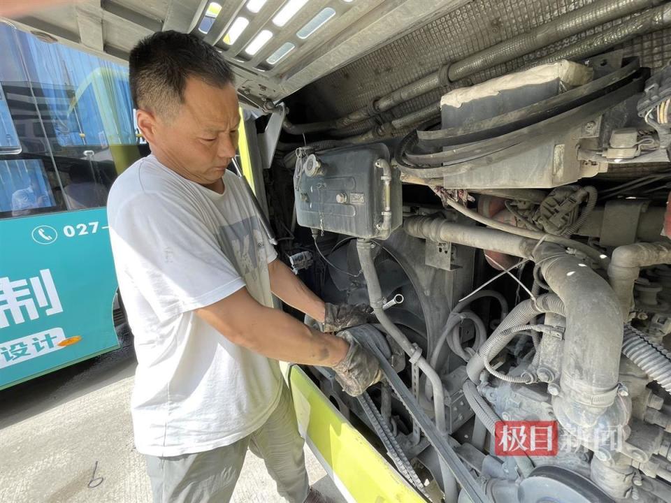 全血分析5分类是什么连续7年献全血5100毫升，新洲公交员工用热血延续生命_https://www.jmylbn.com_新闻资讯_第4张