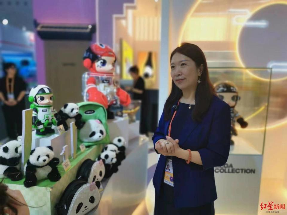 "玩""赚"全球的出海密码,专访泡泡玛特国际集团副总裁