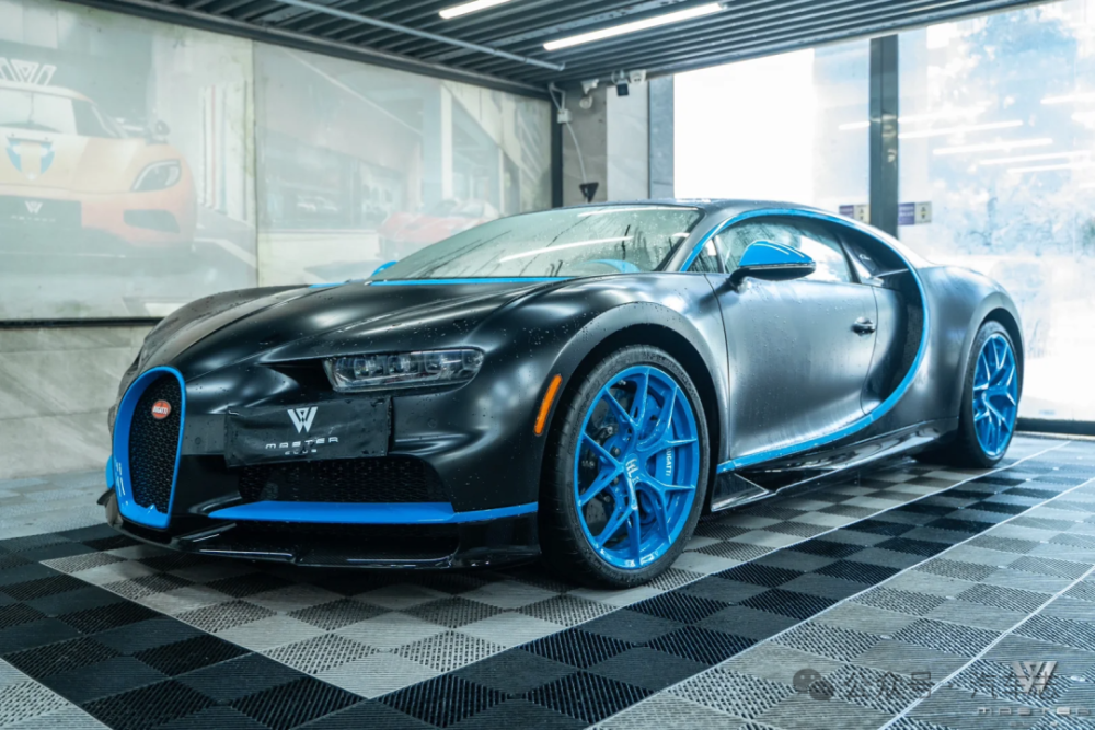 王思聪在日本开3000万布加迪出门,父子俩重回财富榜前十