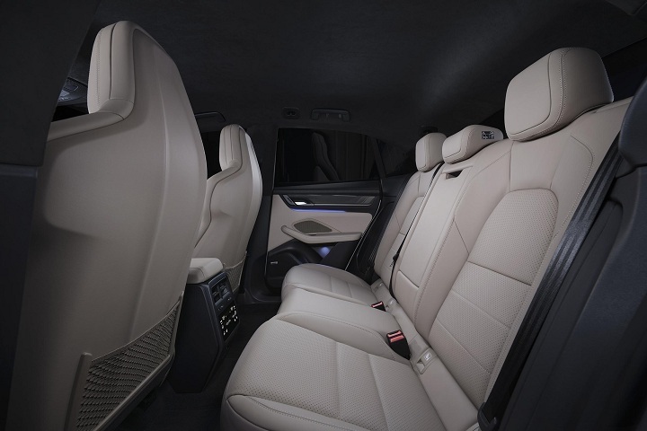 macan纯电版即将入华,什么价才合适?_腾讯新闻