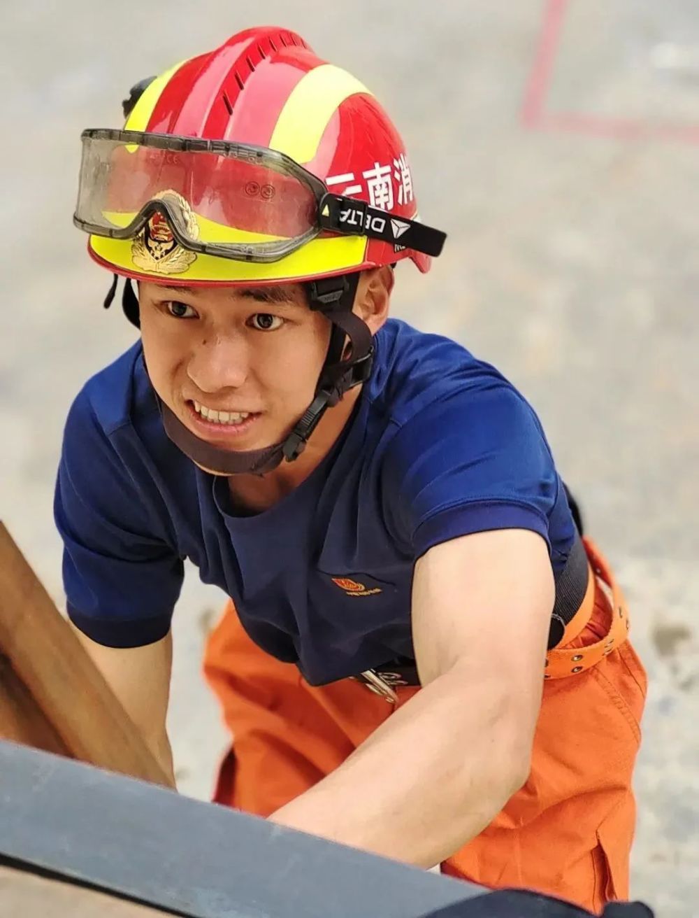 这个消防站,40%是退役军人_腾讯新闻