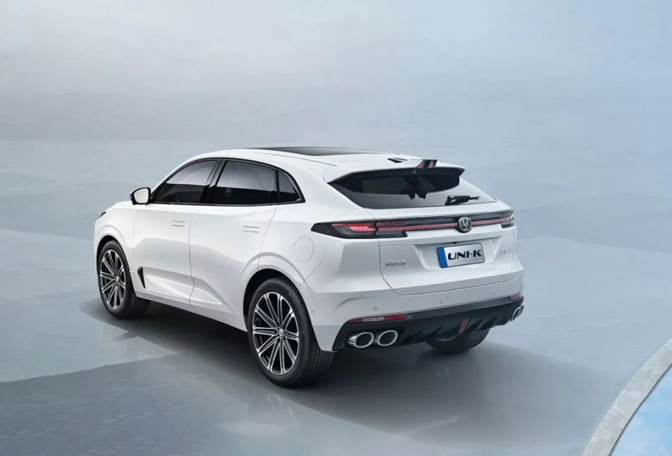 全系233马力 爱信8at,近4.9米入手12万多