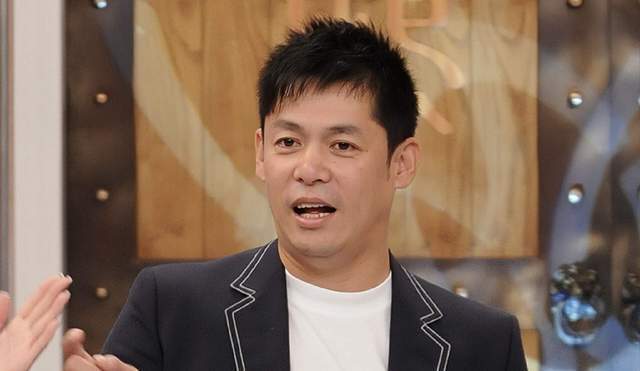 台湾知名男星因肺腺癌离世,60多次化疗头发眉毛掉光