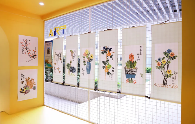 流光溢彩展童心!银城小学春季画展赏心悦目