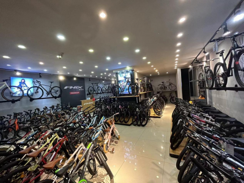 凤凰fnix自行车专卖店荣获  2024年度湘潭市首届《金牌自行车专卖店》