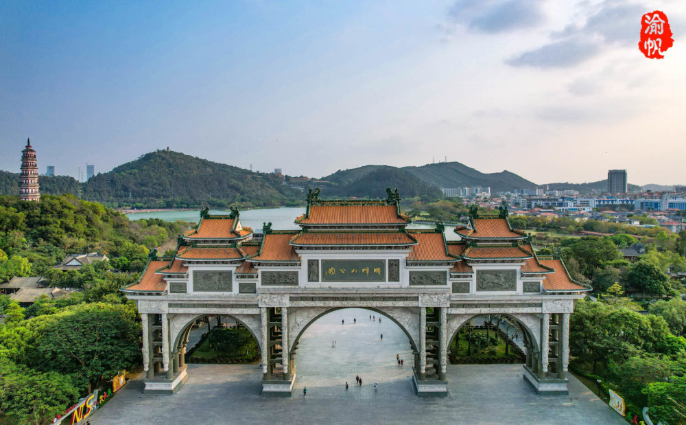 顺德峰顺山公园,有亚洲第一牌坊,古塔,花海,网红景点应有尽有