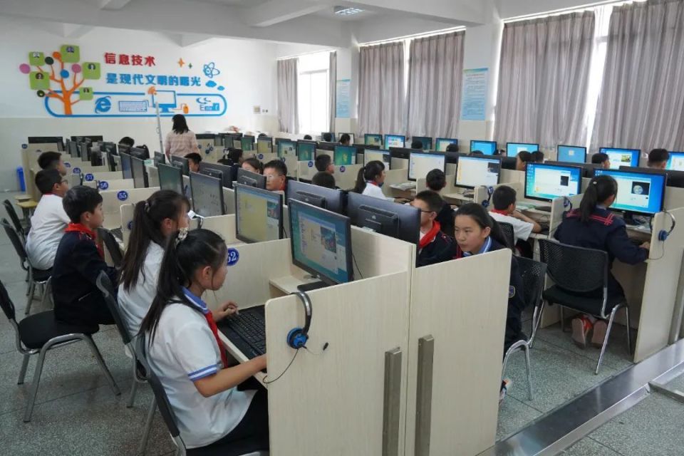 大理市:义务教育均衡发展持续推进  教育教学实现增效赋能