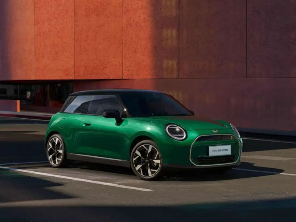 宝马"亮马",mini"迷你",宝马集团持续引领未来出行|北京车展访谈