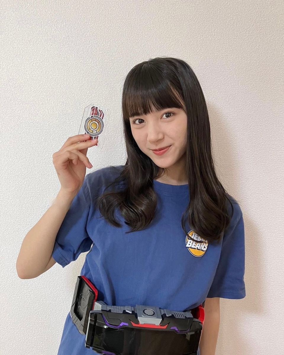 受官方偏爱的假面骑士演员 351岁的老母牛喜获第二条腰带