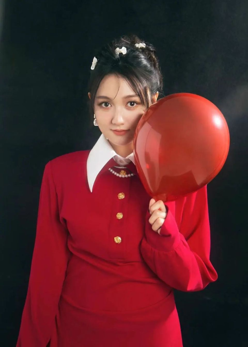 董思怡生日快乐执着理想奔赴热爱