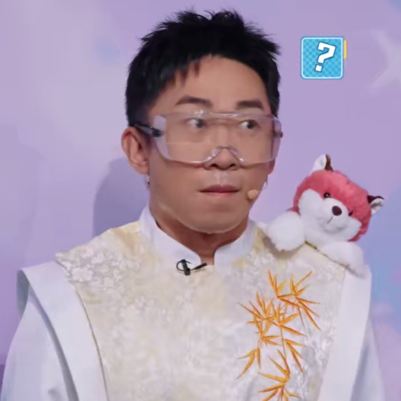 (我们迪哥都拥有"水光肌"了)而我们的迪哥都被喷成"水光肌"了为什么