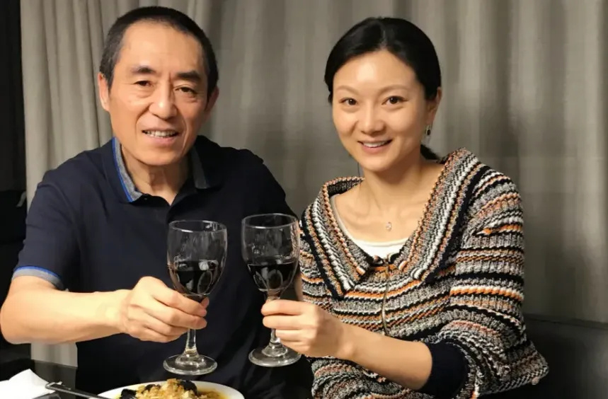 戴全套珠宝过42岁生日的陈婷:19岁跟张艺谋藏,6年生3胎,是生育机器