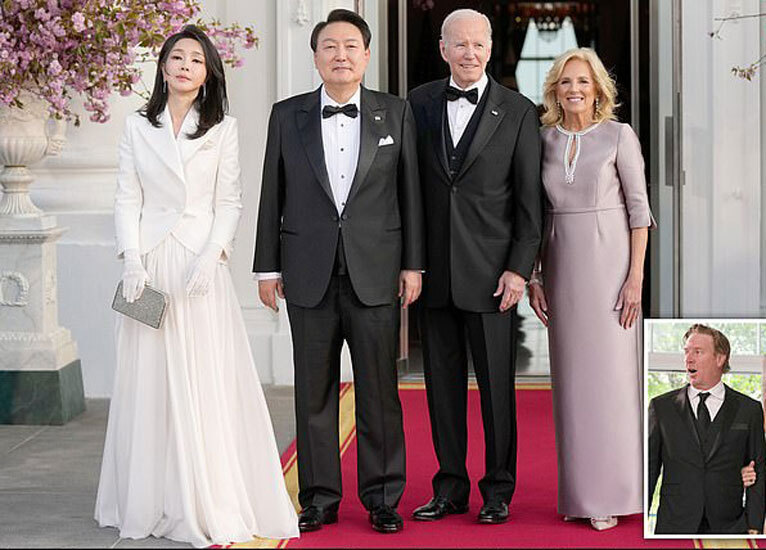 韩国总统爱妻闪耀白宫风头盖住拜登夫人却和带养子赴宴的朱莉撞衫了