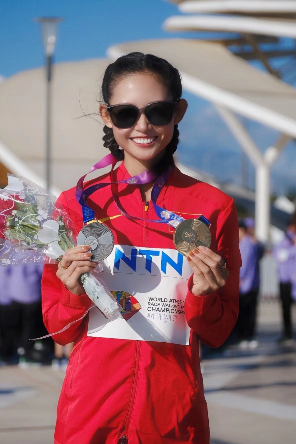 平度姑娘马振霞再次站在世界级比赛的领奖台上