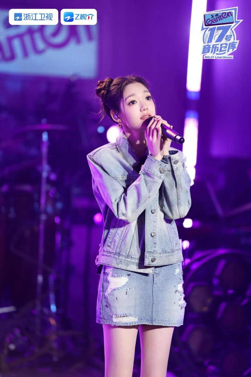 的爱缓缓唱进心坎里;张尕怂《谈恋爱》唱出西北人一年四季恋爱图鉴