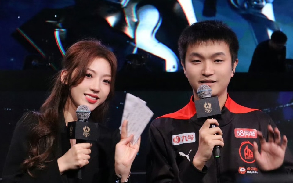 王者荣耀双语解说高天云:永不言弃,永远充满斗志|专访