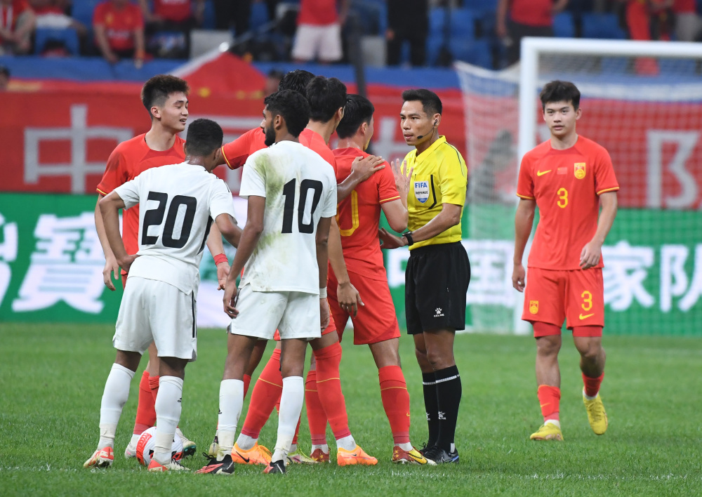足球u23亚洲杯预选赛暨巴黎奥运会男足亚洲区资格赛中国平阿联酋2