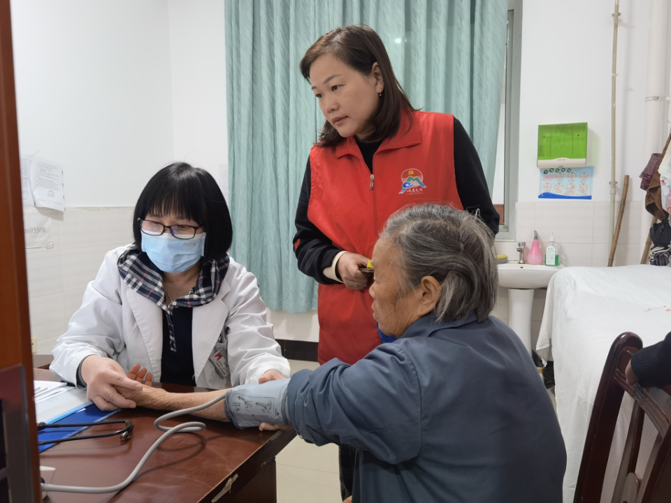 包含北大醫院特色科室有哪些代掛陪診就醫的詞條