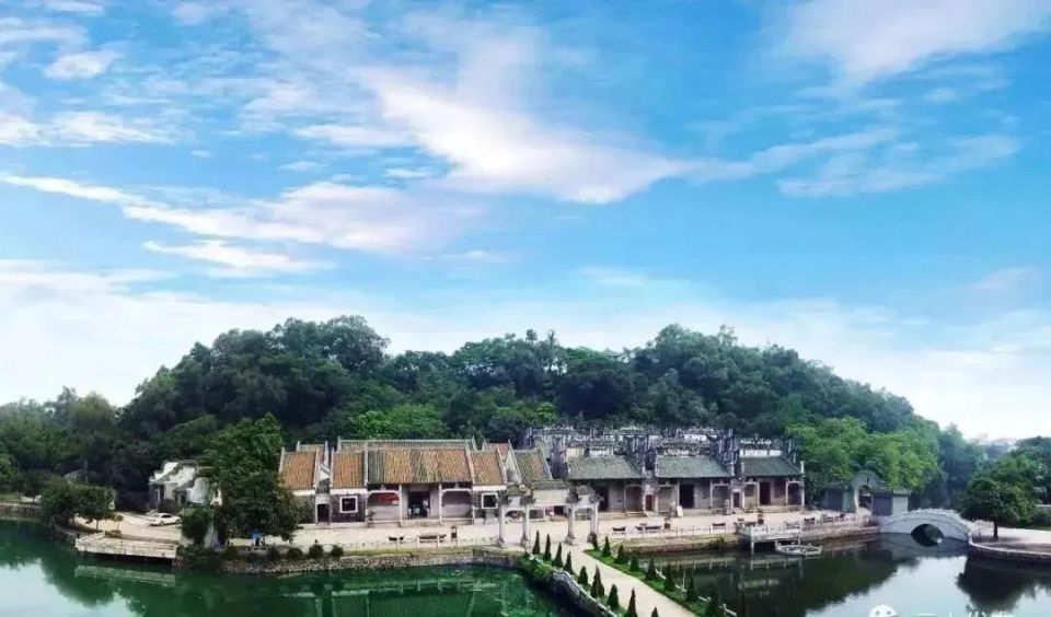 媒体联合出品的年代传奇电视剧《珠江人家》剧组,在胥江祖庙取景拍摄