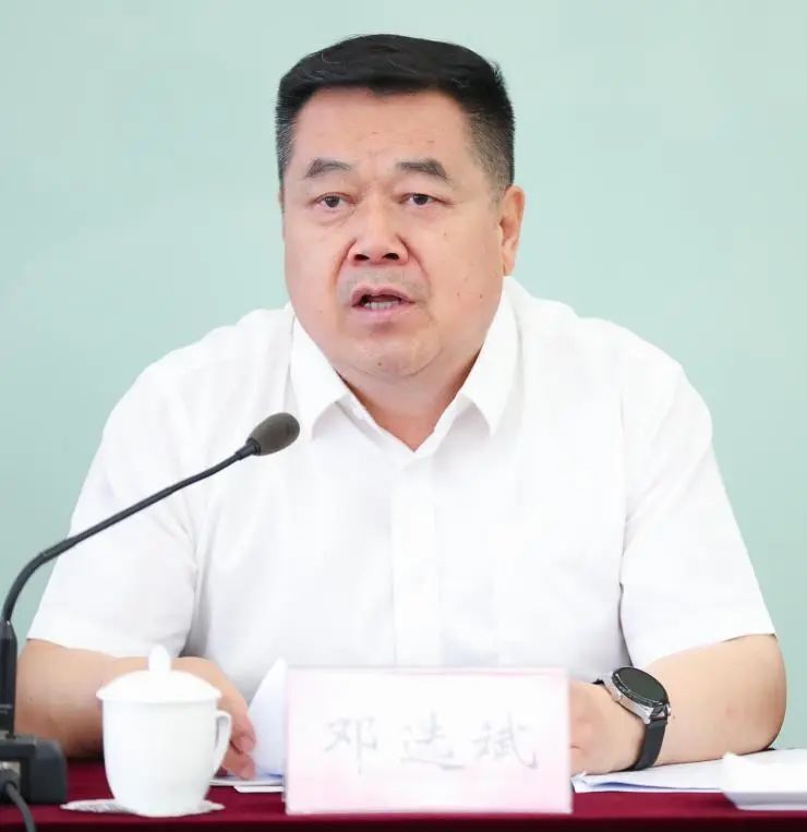 国家民委协调推进司一级巡视员王海青出席开学典礼鲁迅文学院常务副