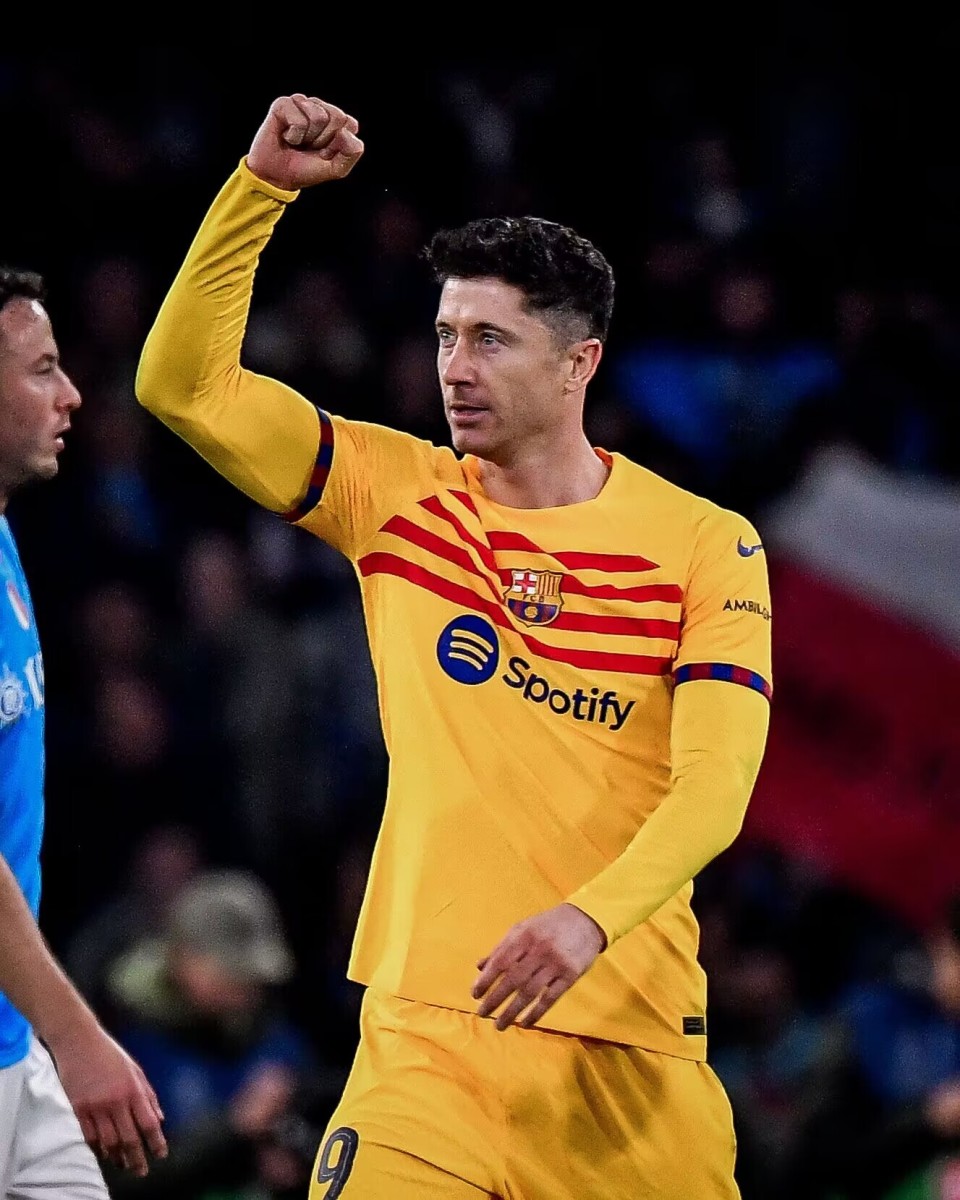 欧冠刷爆20纪录巴萨1078天首球莱万破荒射手王绝杀阿森纳