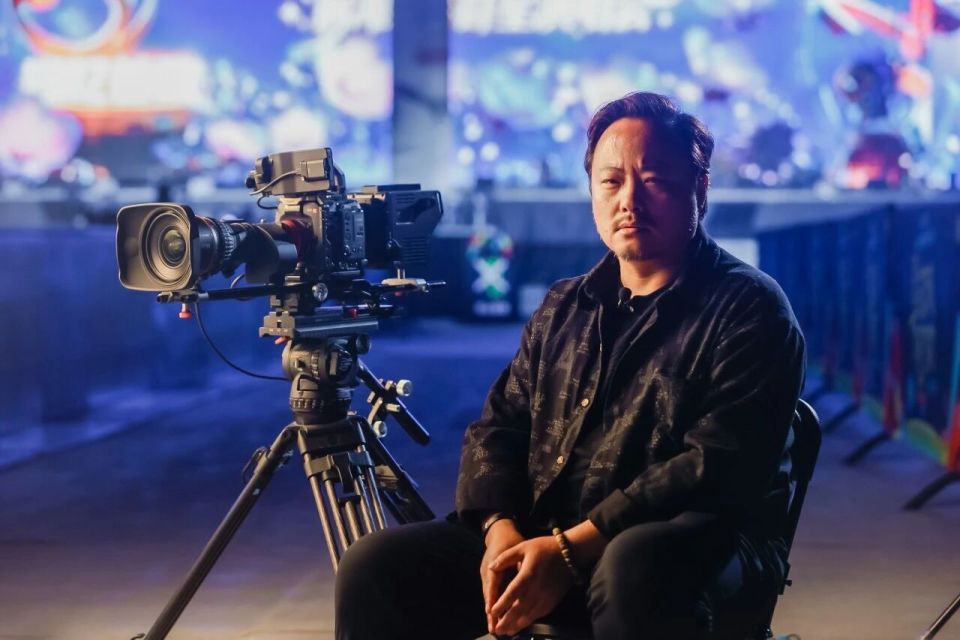 佳能“佳直播PRO”赋能“星花怒放·同忆首歌”用电影质感传递视听艺术表达