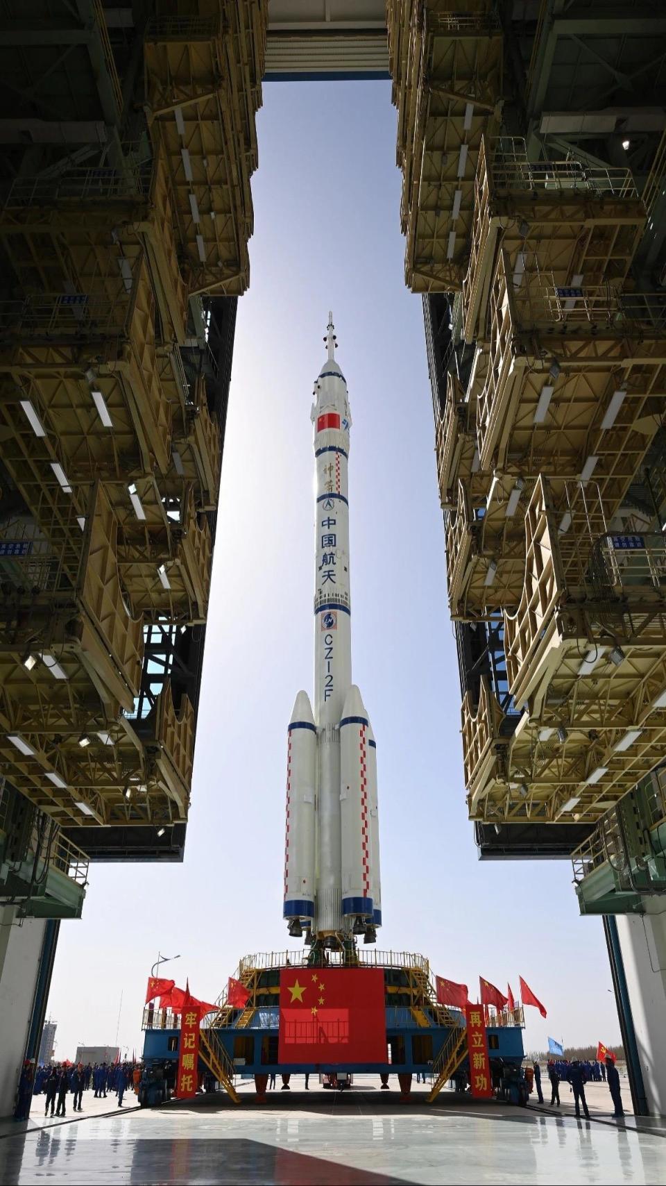 大国重器,静待腾飞!多角度带你看神十八船箭组合体