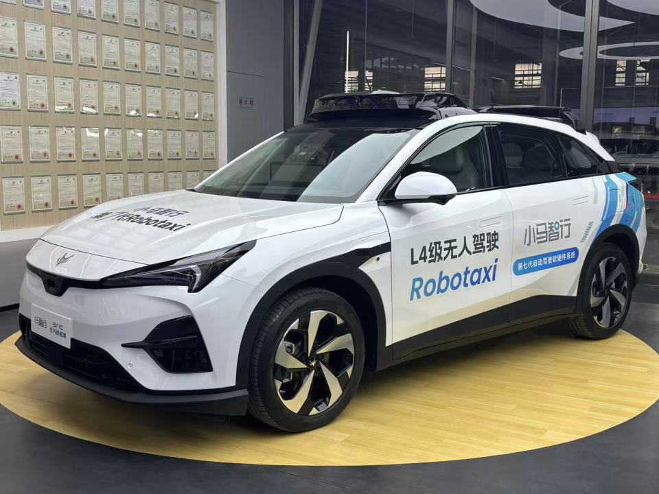 估值1260亿美元！Waymo创纪录融资引爆赛道，Robotaxi竞争进入规模、成本与全球化效率战_腾讯新闻