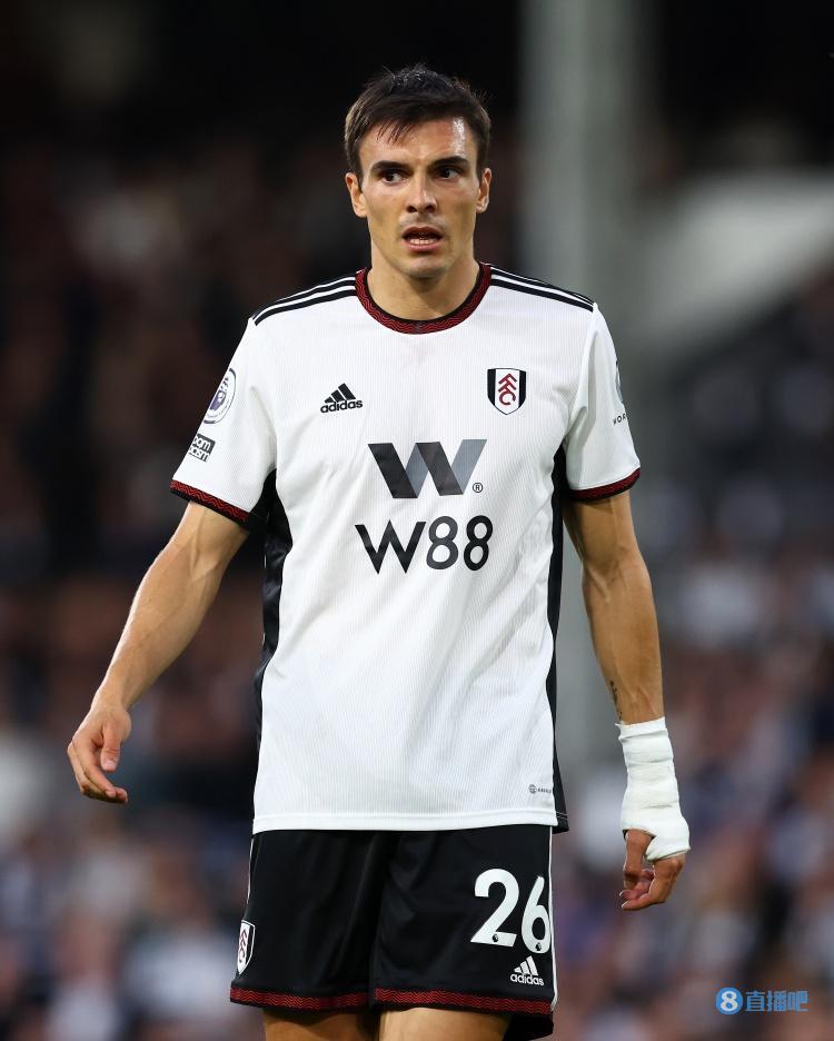 记者富勒姆愿在1月降价放帕利尼亚去拜仁球队之间目前没谈判